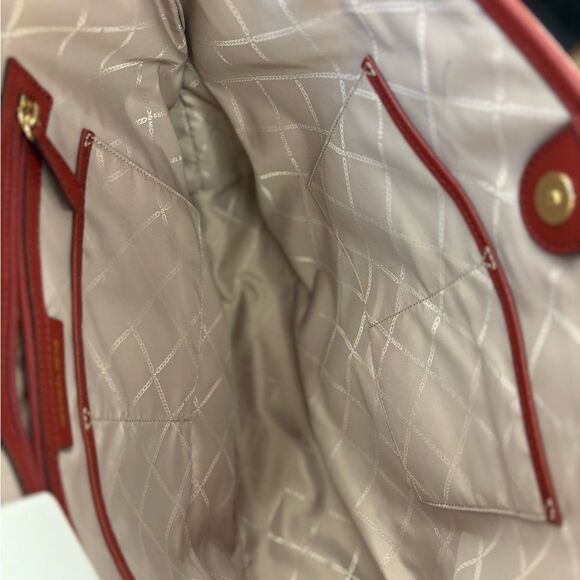 Michael Kors Burgandy Extra Large Leather Tote Bag - Picture 5 of 7